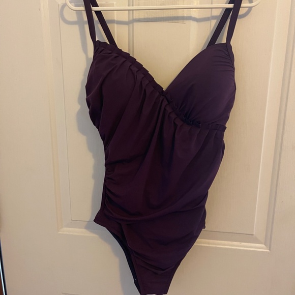LANDS’ END Underwire One Piece Swimsuit size 8 - Picture 6 of 9